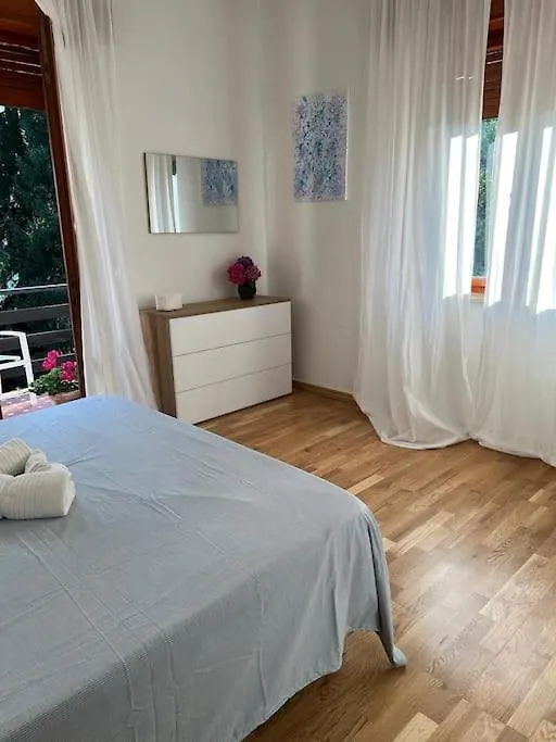 Casa Ferrara Di Monte Baldoヴィラ 別荘